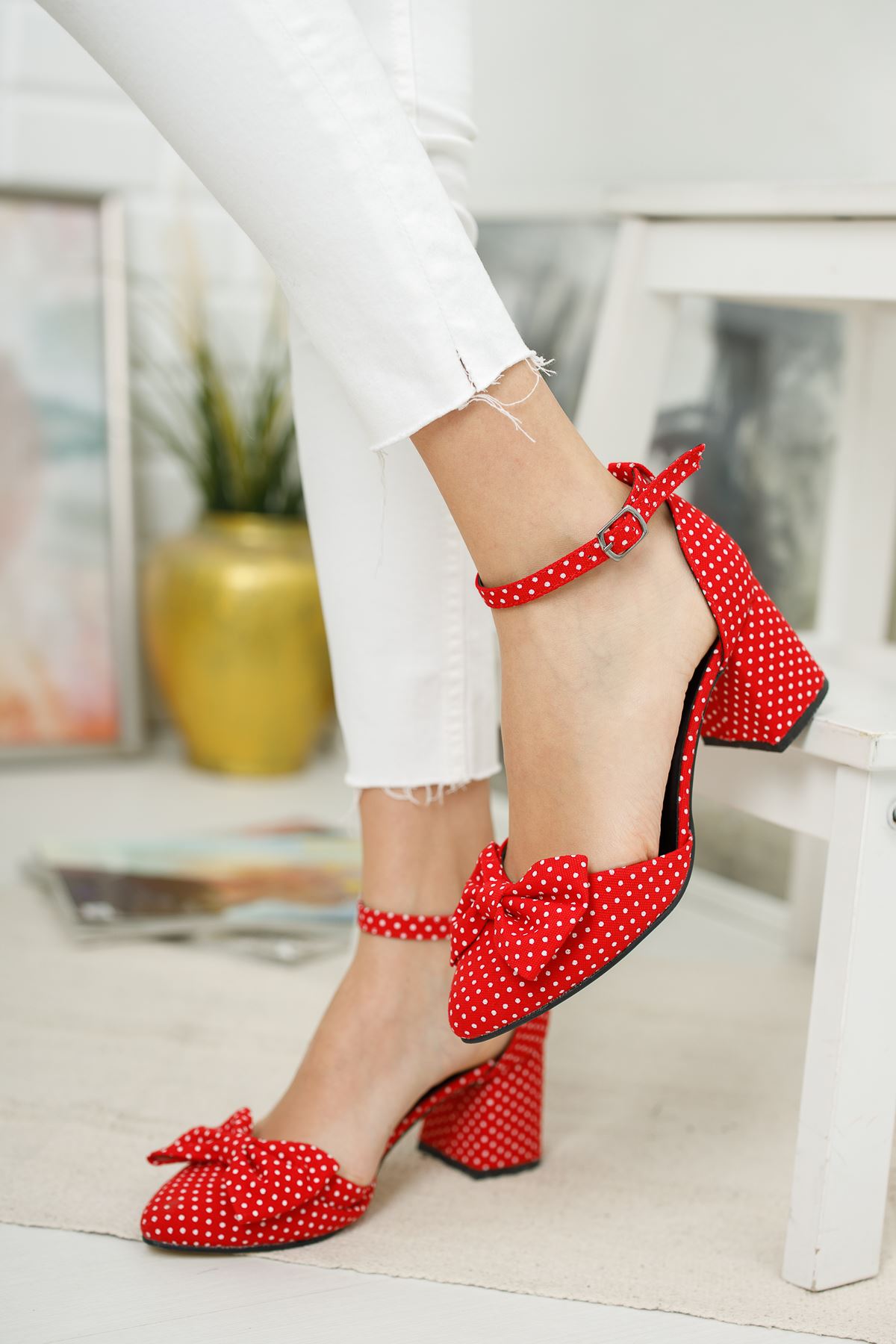 Kadın Polder Puantiye Hafif Topuklu Kırmızı Ayakkabı