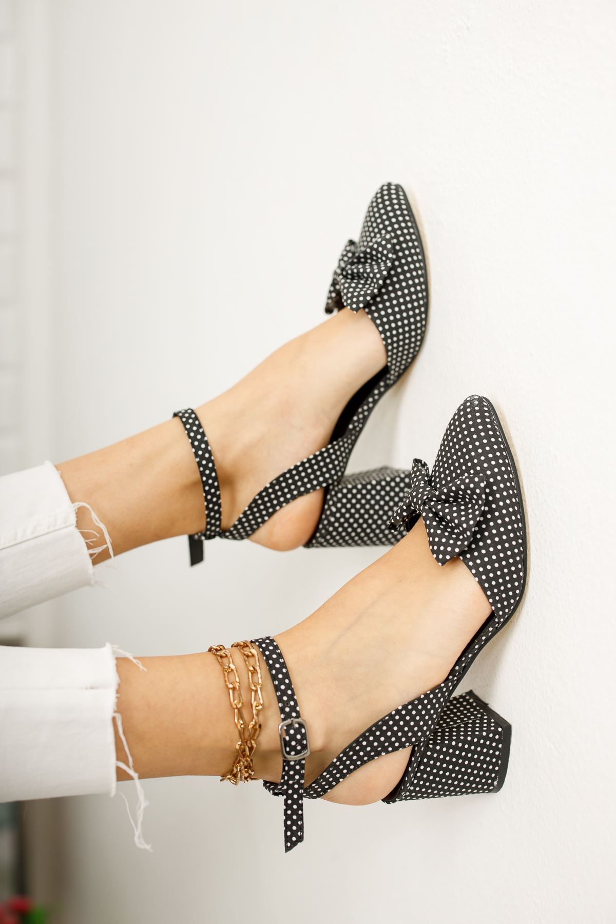 Kadın Petas Puantiye Hafif Topuklu Ayakkabı Siyah - Siyah