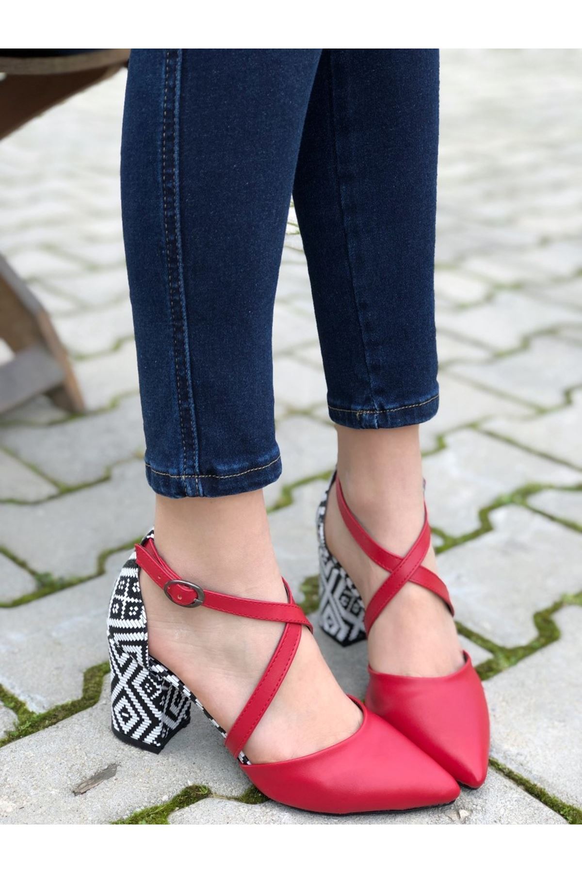 Kadın Lanus Kırmızı Deri Topuklu Ayakkabı - Kırmızı
