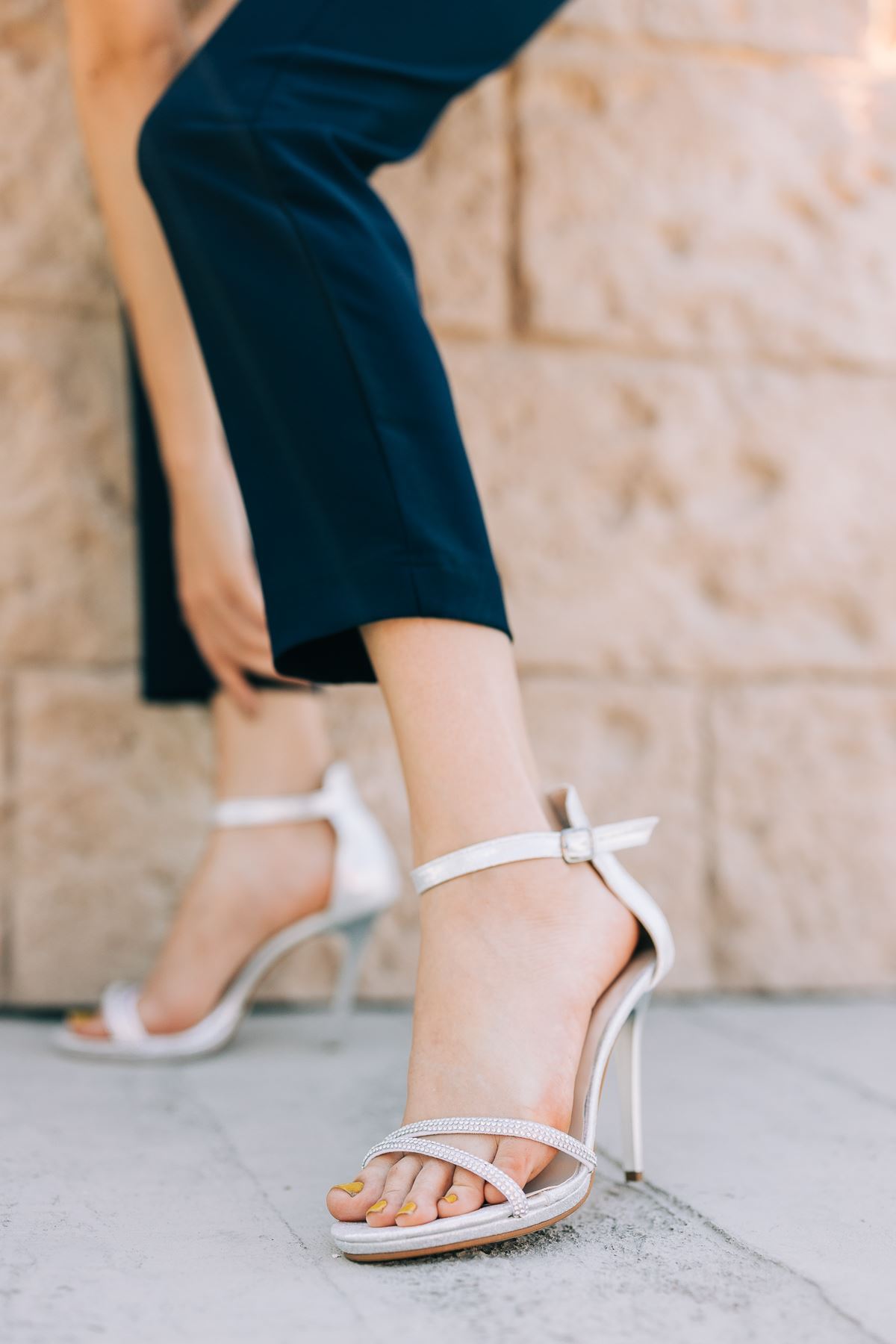 Kadın Areto Taş Detaylı Topuklu Ayakkabı - Gümüş