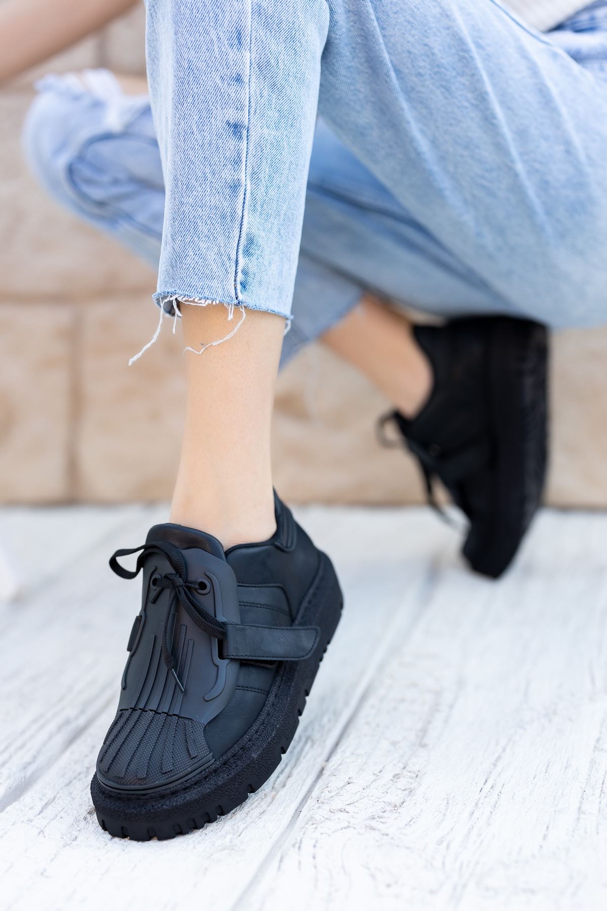 Kadın Dimore Düz Siyah  Kalın Taban  Spor Ayakkabı - Siyah