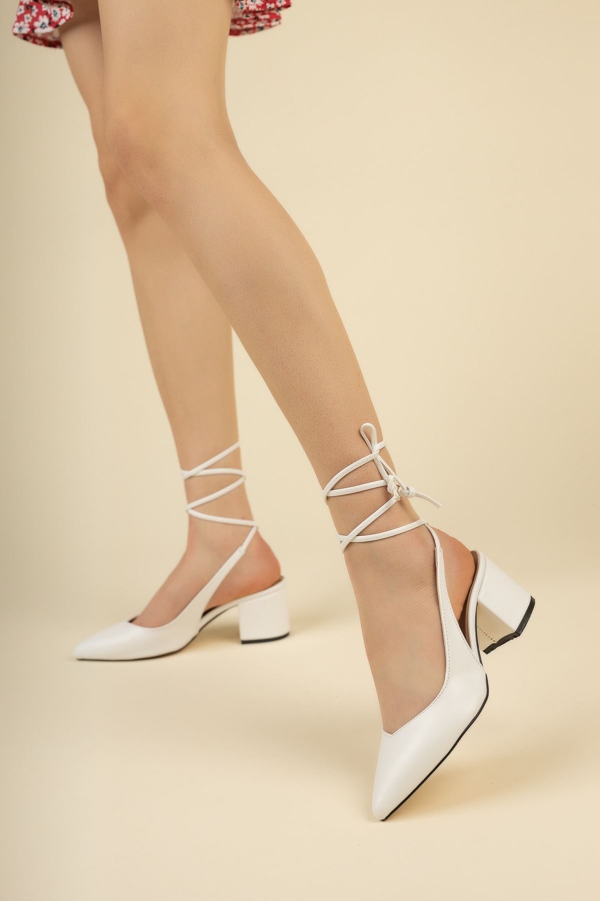 Kadın Esila Kısa Topuklu Ayakkabı - Beyaz
