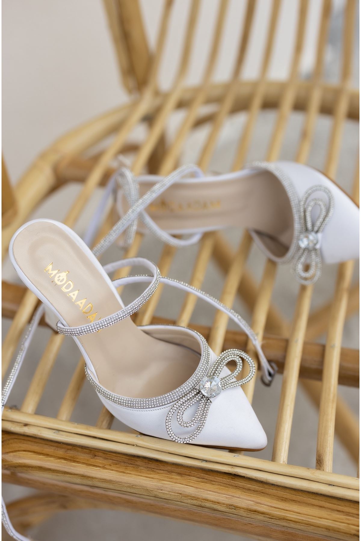 Kadın Arkatya Taşlı Topuklu Ayakkabı - Beyaz
