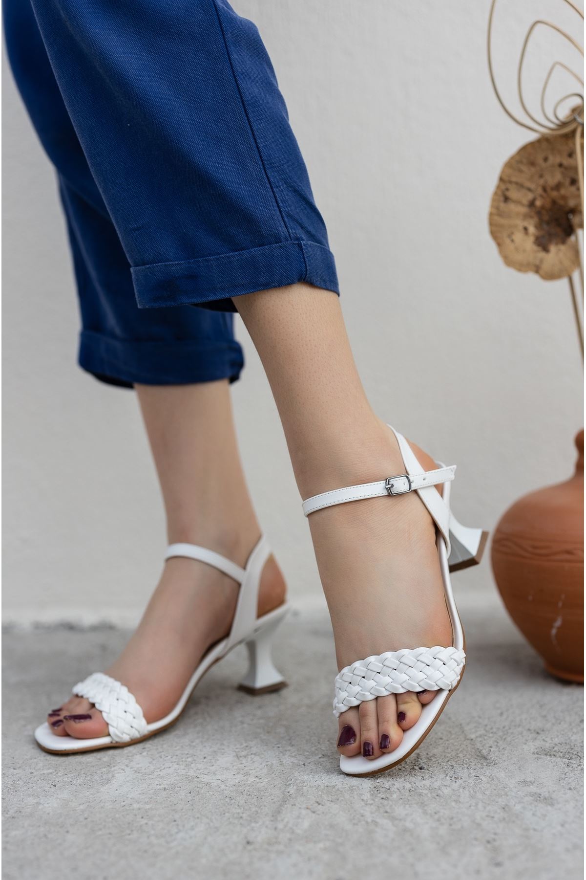 Kadın Palma Kısa Topuklu Ayakkabı - Beyaz