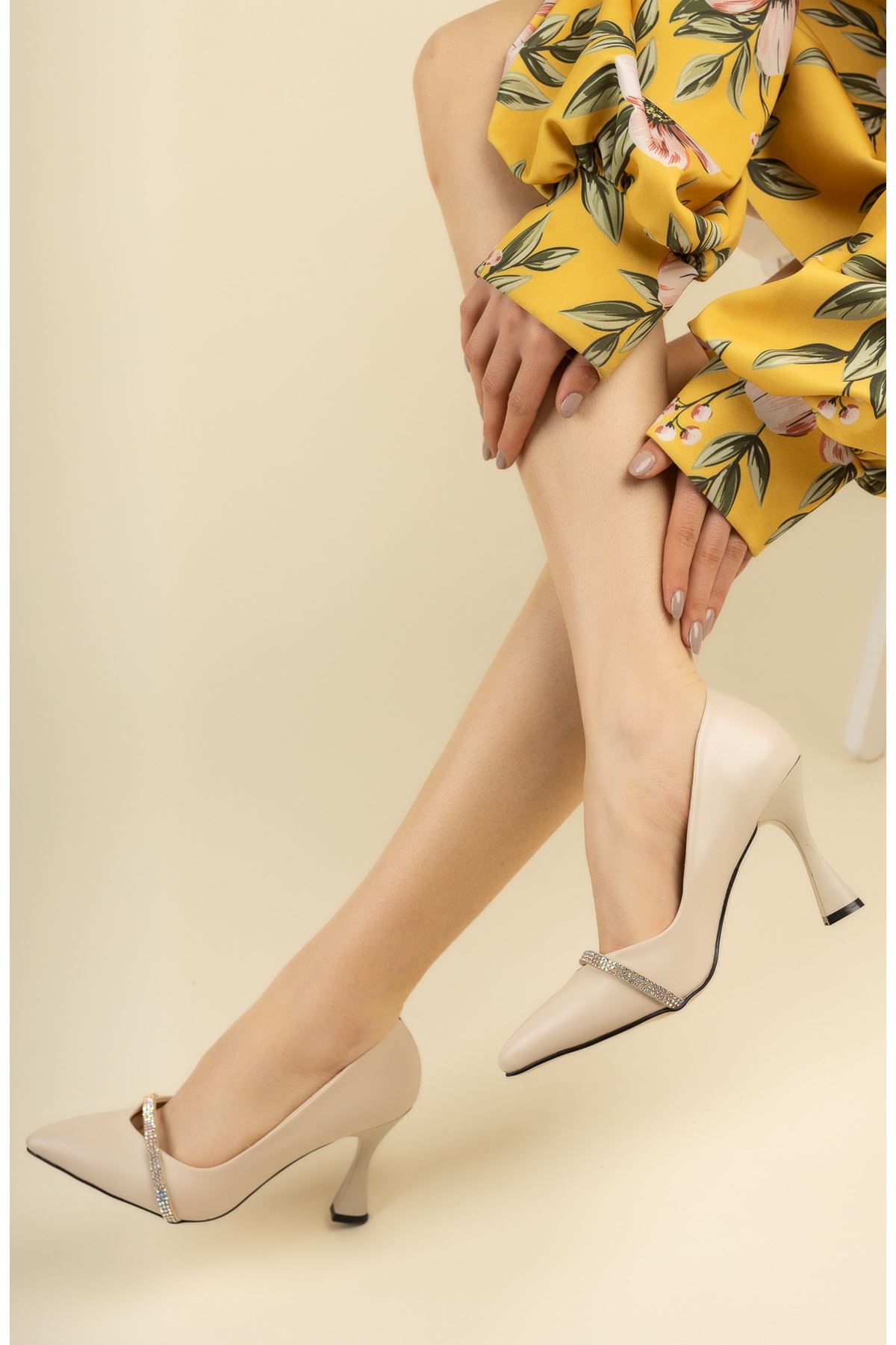 Kadın Abuja Taşlı Stiletto Ayakkabı - Ten Deri