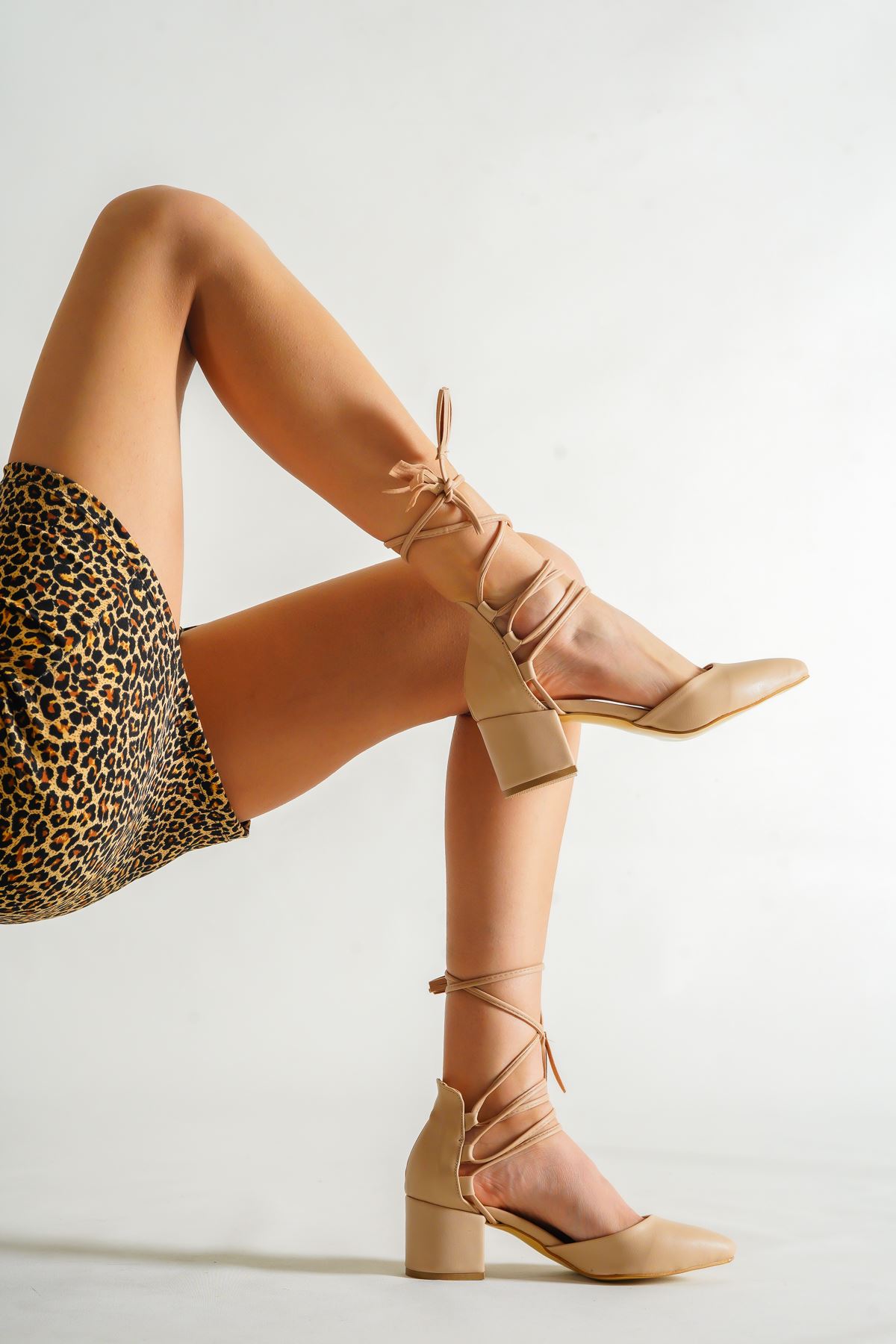 Kadın Yeti Kısa Topuklu Ayakkabı - Ten Deri