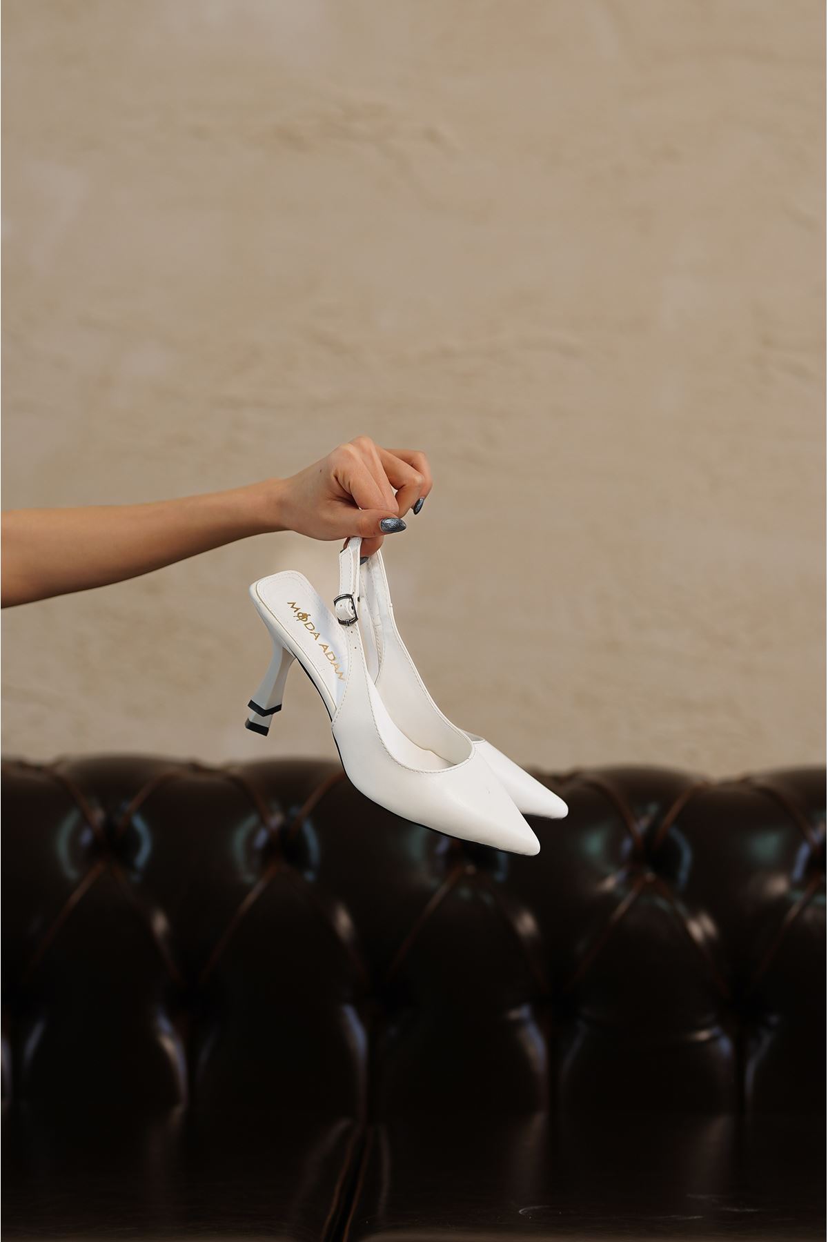 Kadın Pedro Arka Köşeli Topuklu Ayakkabı - Beyaz