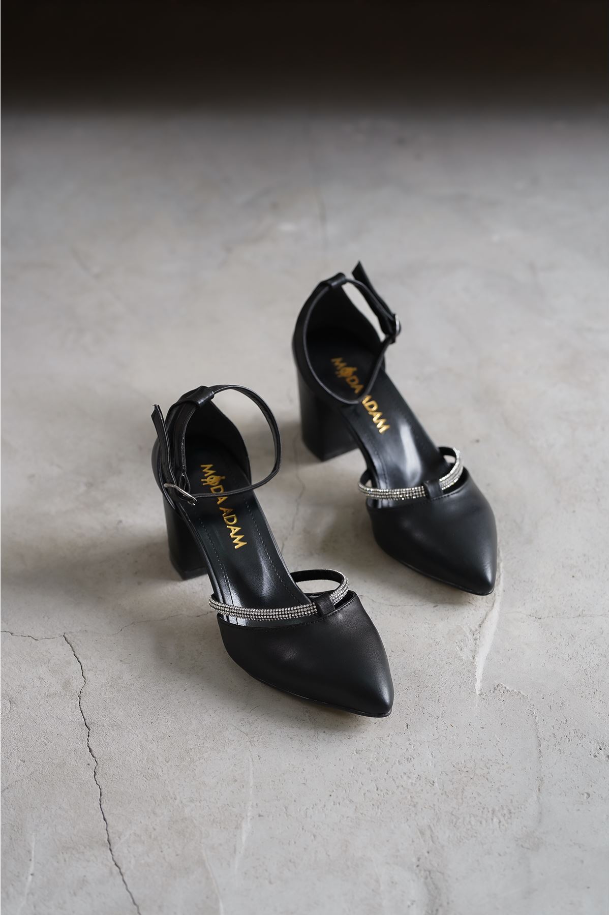 Kadın İsador Topuklu Ayakkabı - siyah-deri