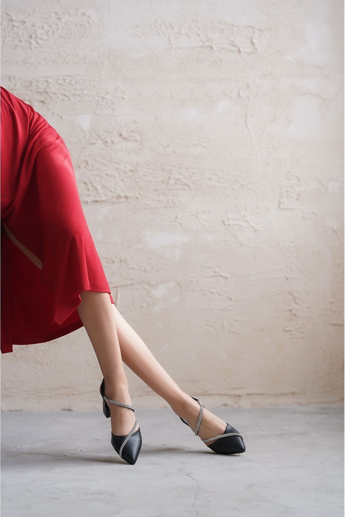 Kadın Orlia Taşlı Topuklu Ayakkabı - siyah-deri
