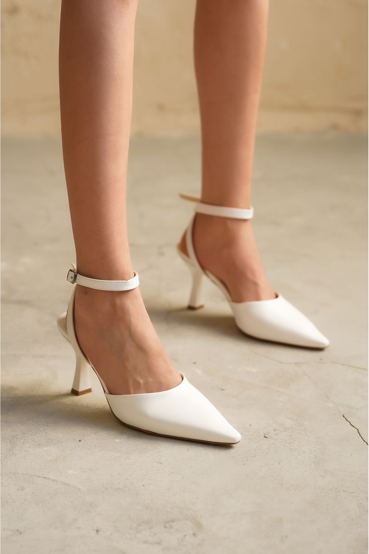 Kadın Ziona Topuklu Ayakkabı - Beyaz