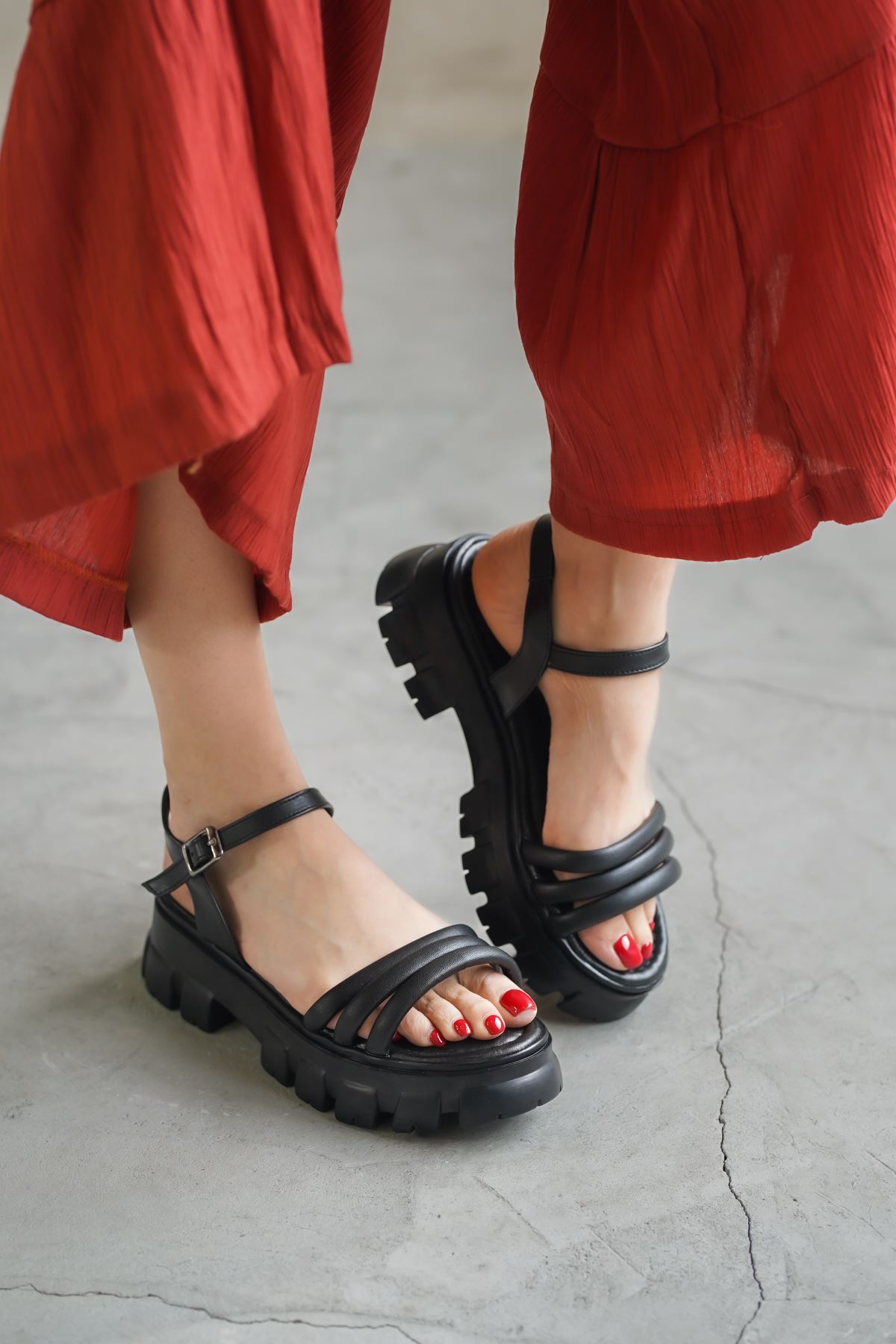 Kadın Ming Kalın Taban Sandalet  - Siyah