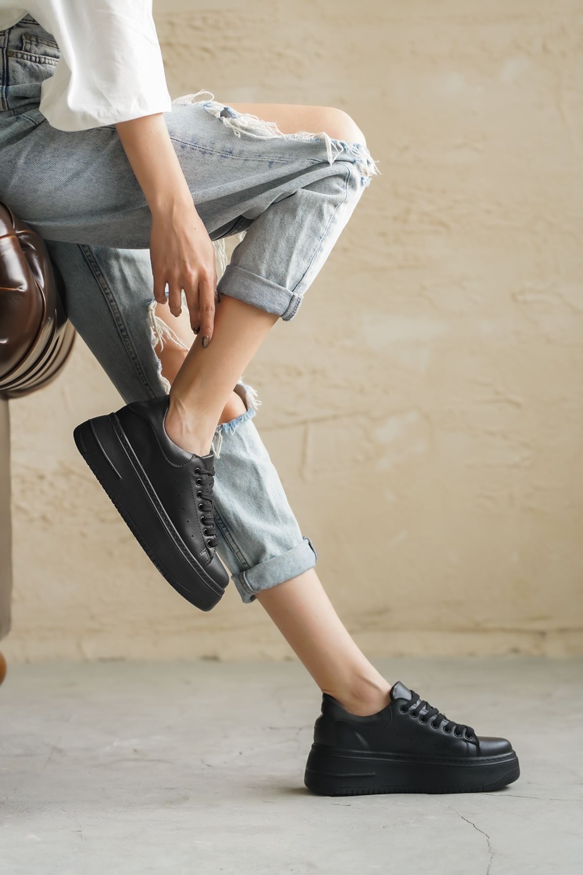 Kadın Lenosa Kalın Taban Spor Ayakkabı - Siyah