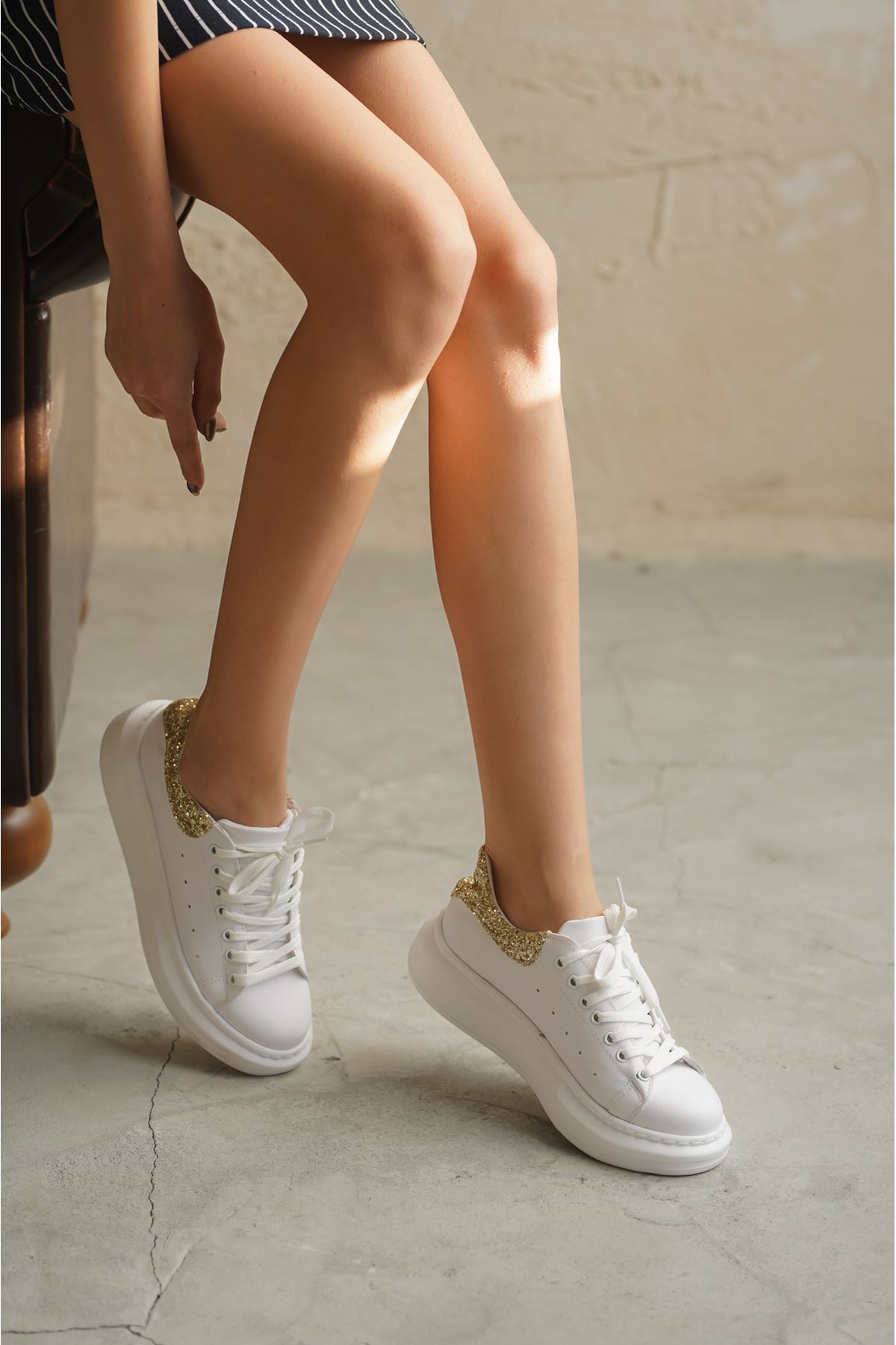 Kadın Bloom Bağcıklı Spor Ayakkabı - Beyaz-Altın