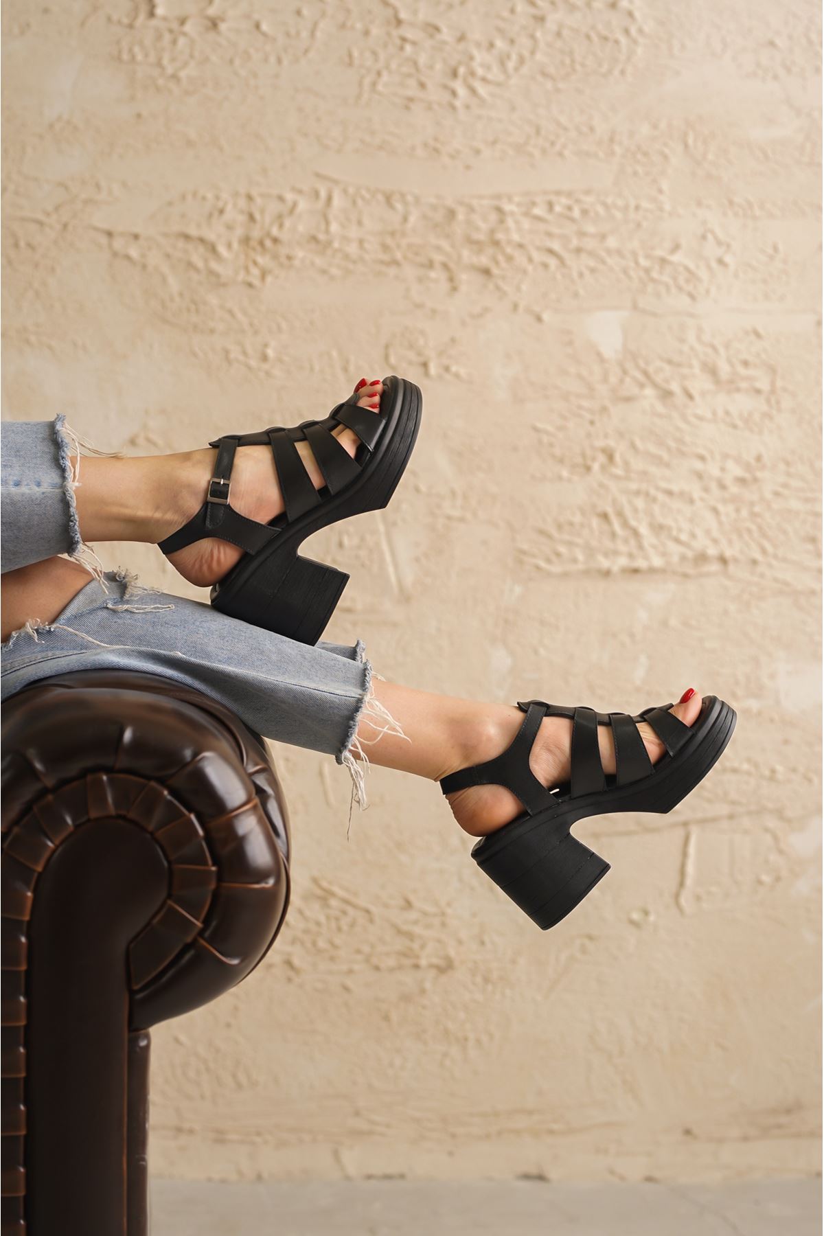 Kadın Tosica Kalın Topuklu Ayakkabı - Siyah