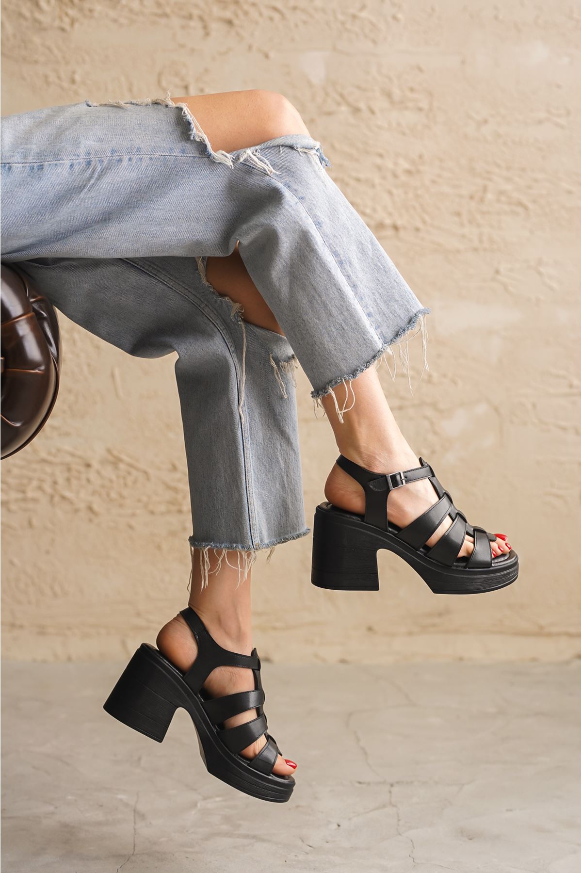 Kadın Tosica Kalın Topuklu Ayakkabı - Siyah