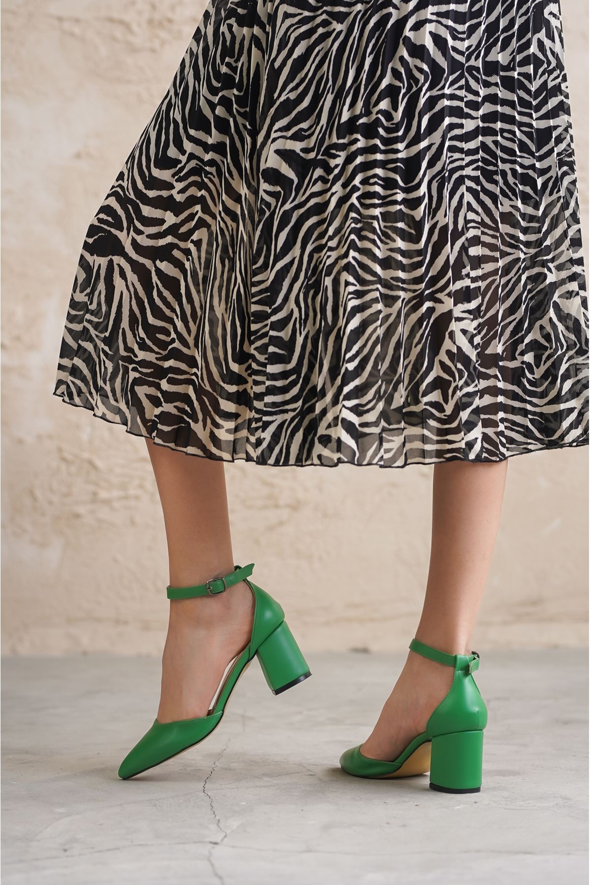 Kadın Nomi KısaTopuklu Ayakkabı - Yeşil Deri