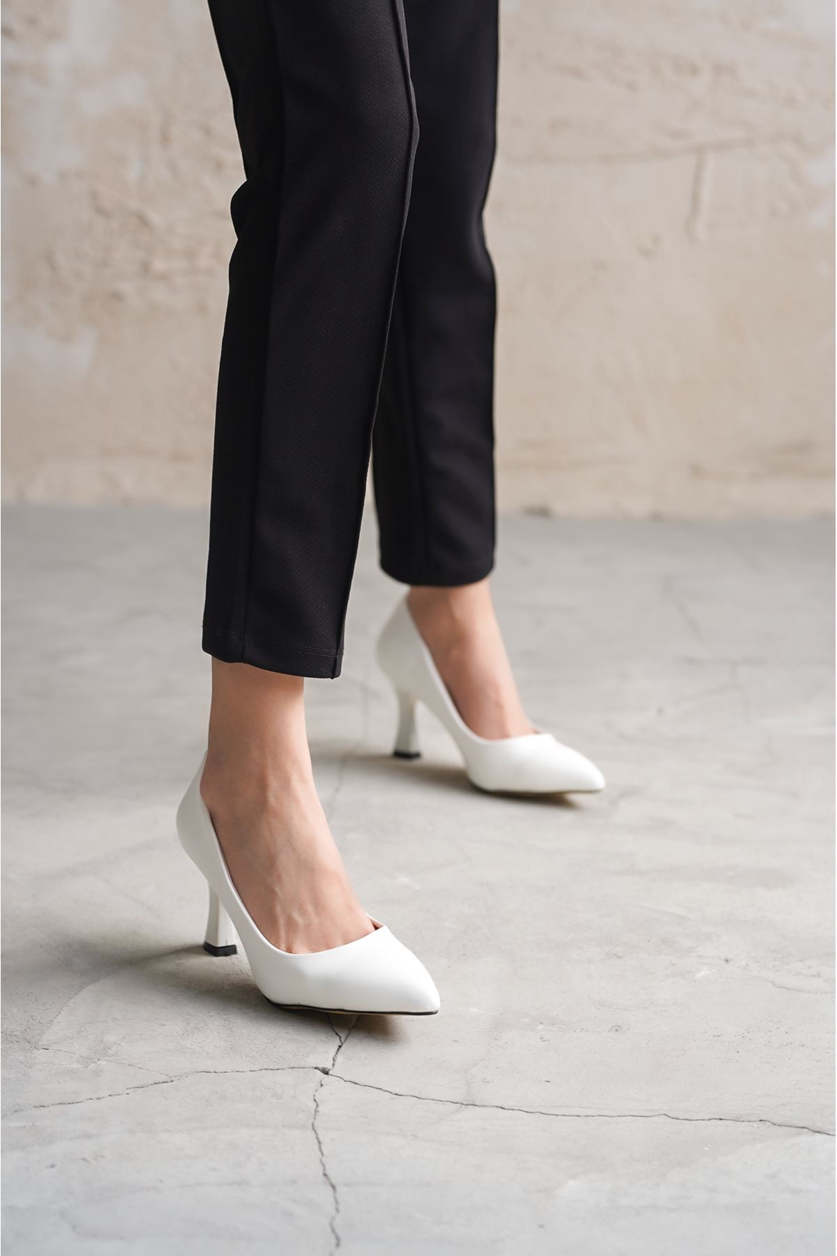 Kadın Abbey  Kadeh Topuklu Stiletto - Beyaz