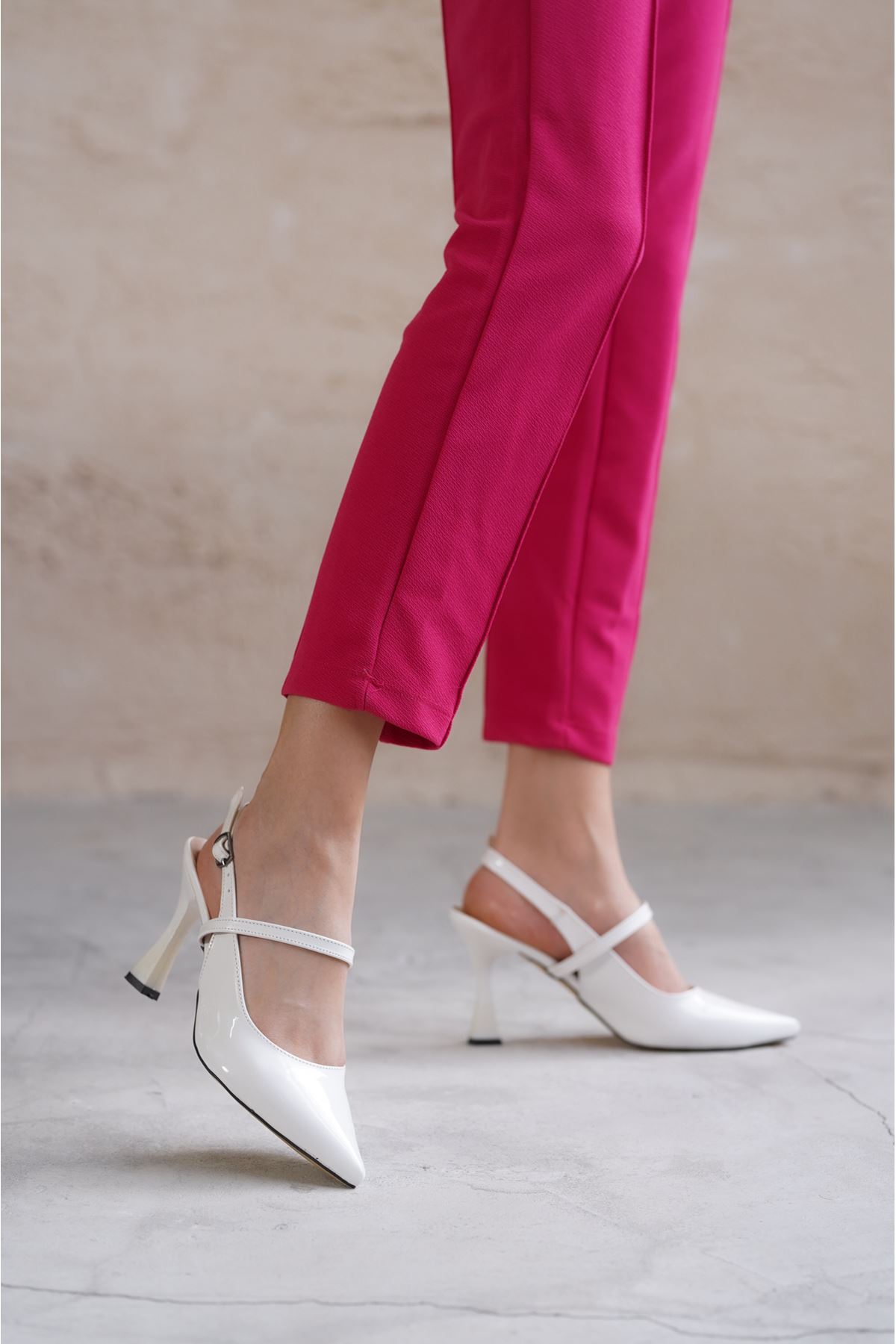 Kadın Kelly İnce Topuklu  Ayakkabı - Beyaz-Rugan