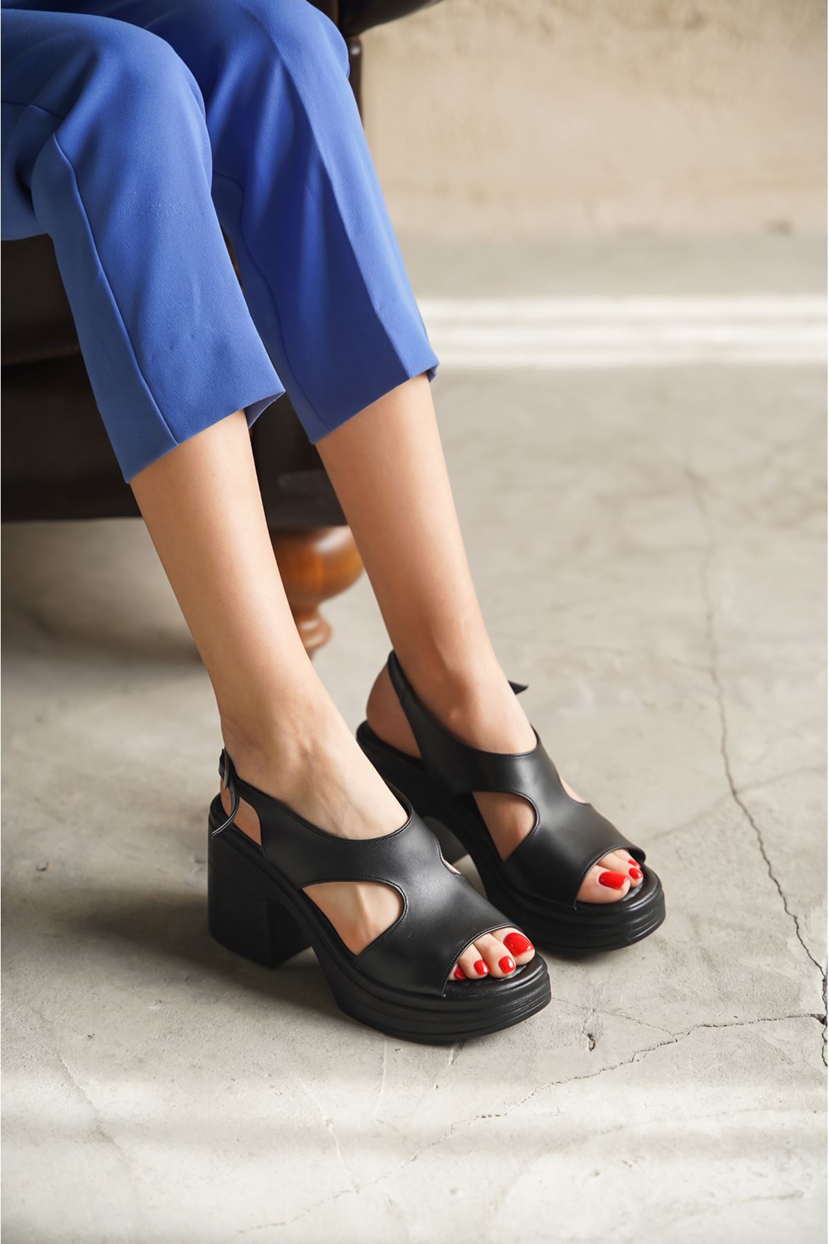 Kadın Faylin Kalın Topuklu Ayakkabı - siyah-deri