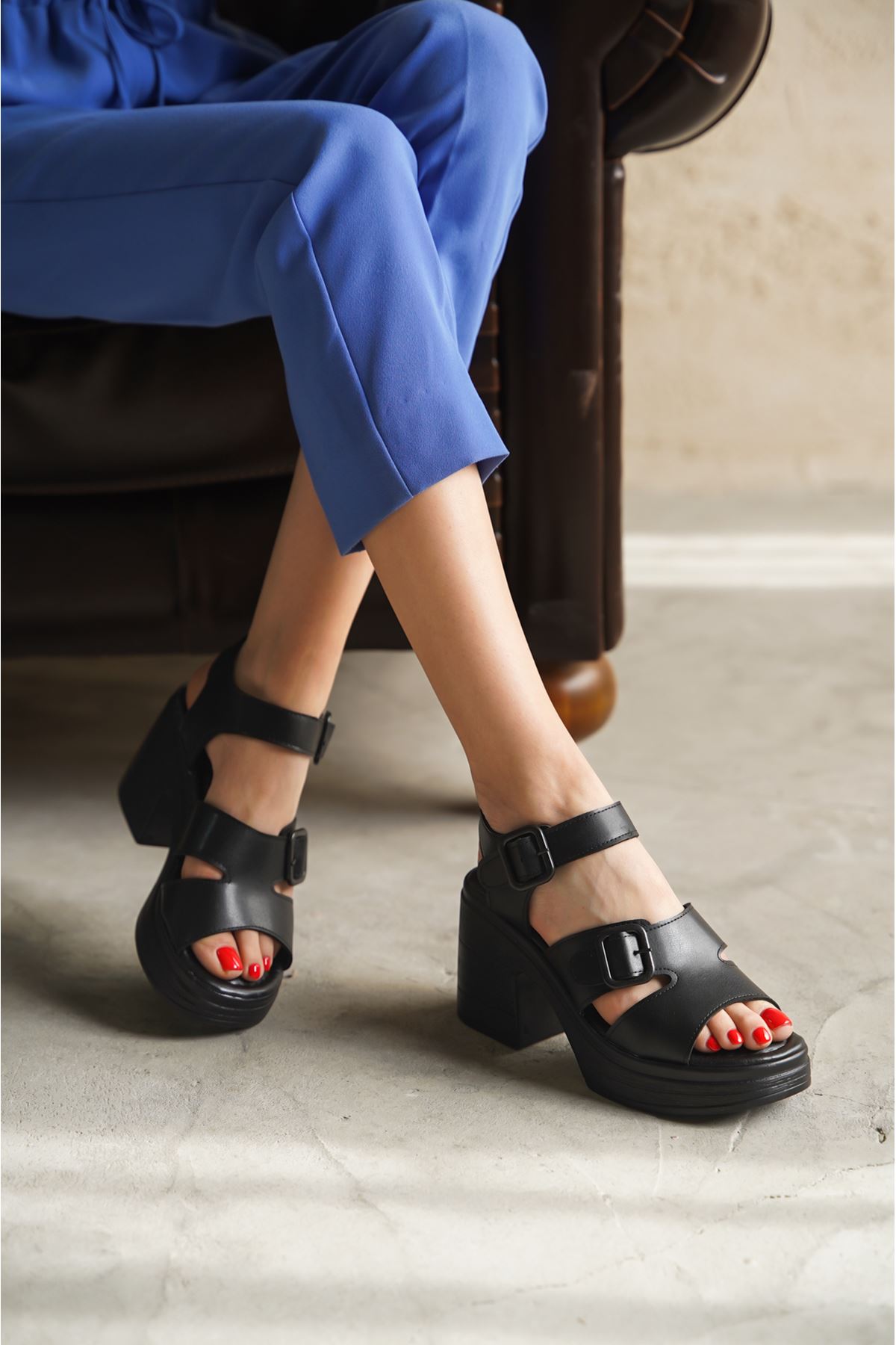 Kadın Sayde Kalın Topuklu Ayakkabı - siyah-deri