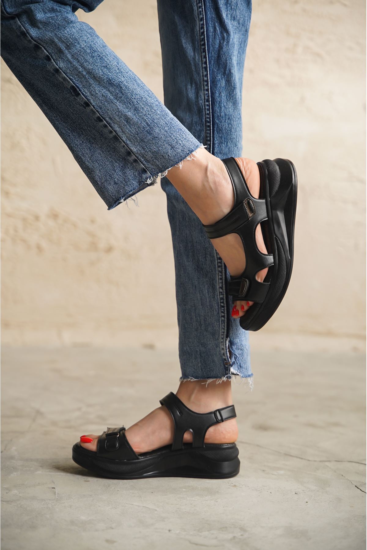 Kadın Miranda Anatomik Sandalet - Siyah