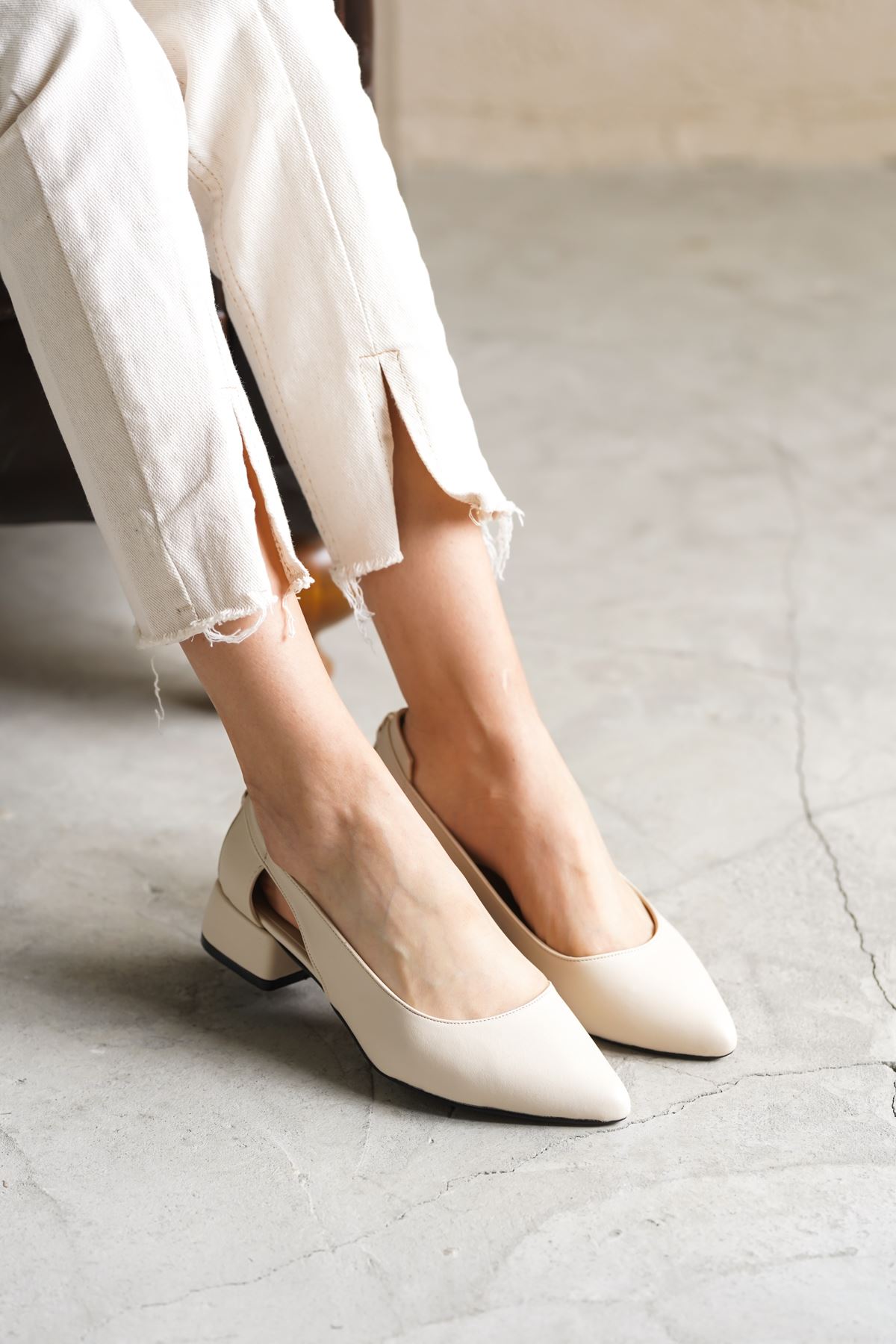 Kadın Zesa Kısa Topuklu Ayakkabı - Ten Deri