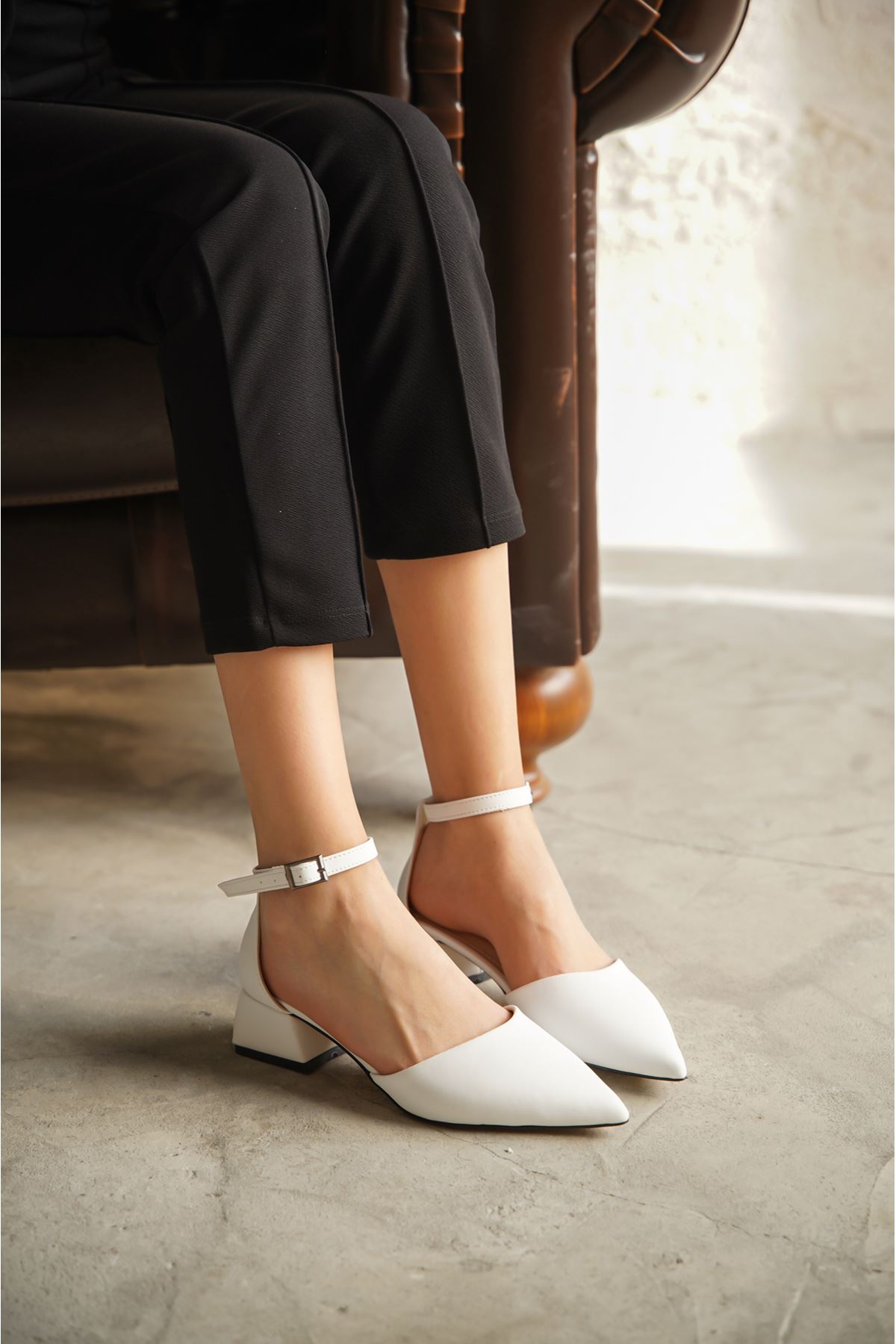 Kadın Harper Kısa Topuklu Ayakkabı - Beyaz