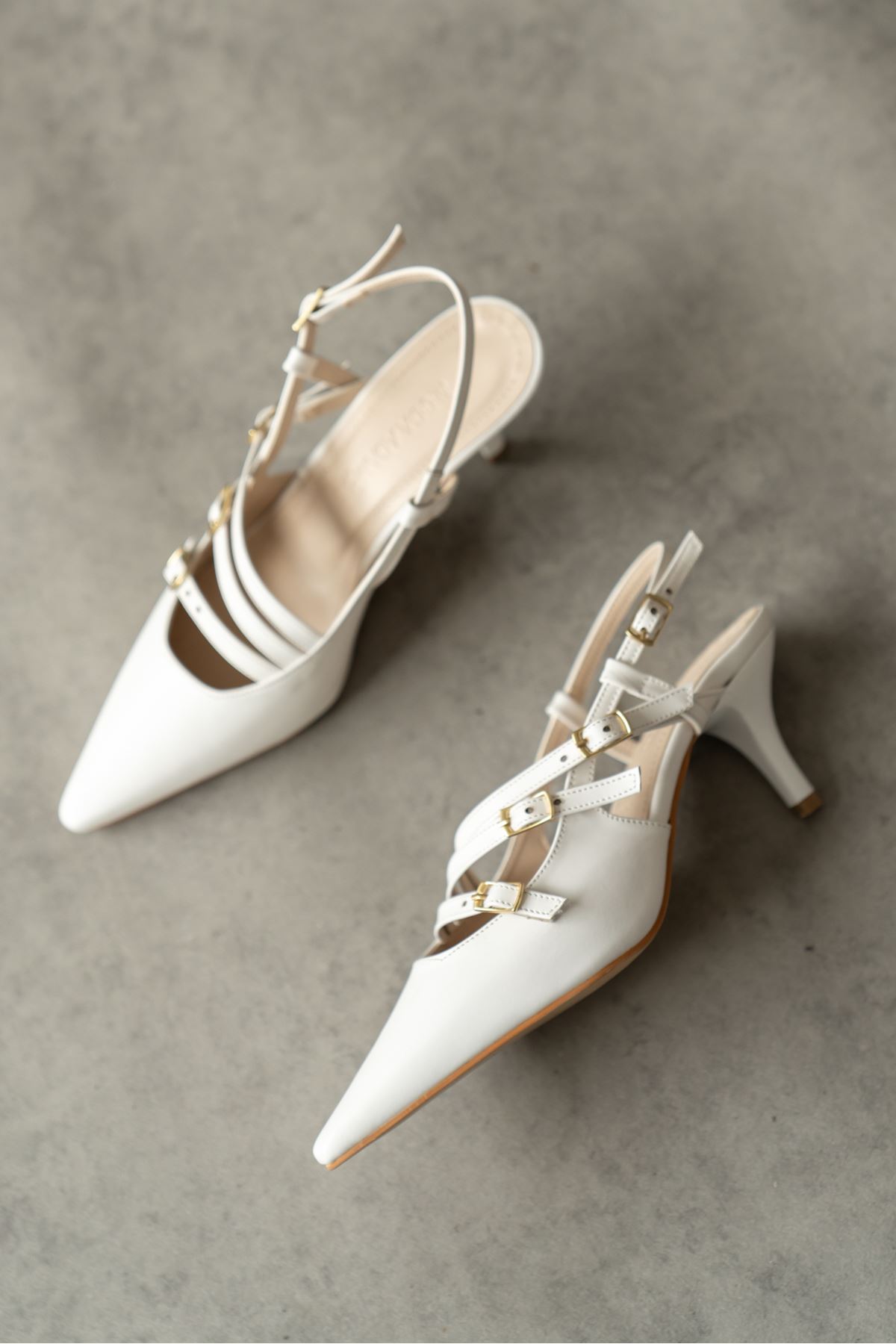 Kadın Marry Tokalı Kısa Topuklu Ayakkabı - Beyaz