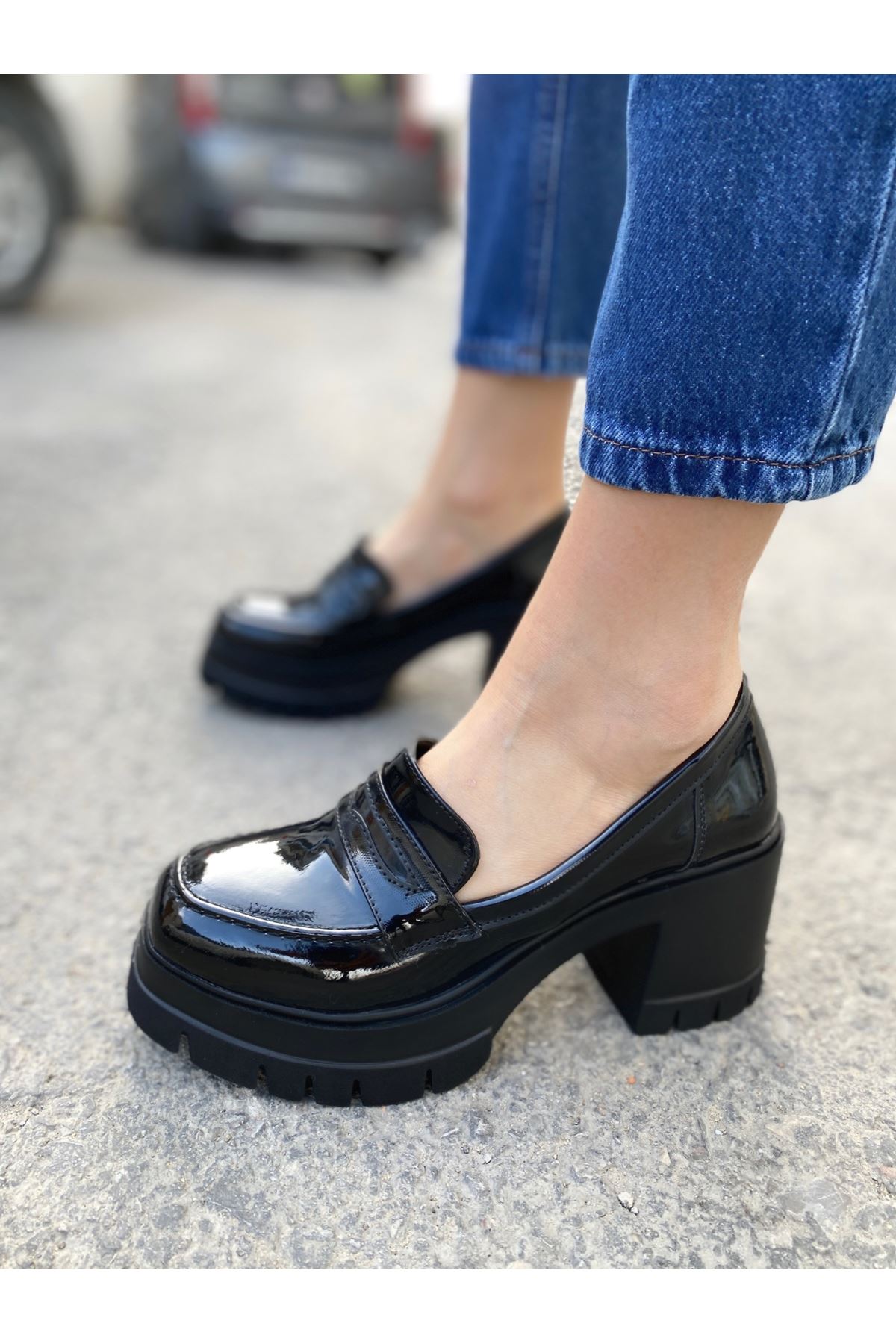 Kadın Luzi Kalın Topuklu Ayakkabı - siyah-rugan