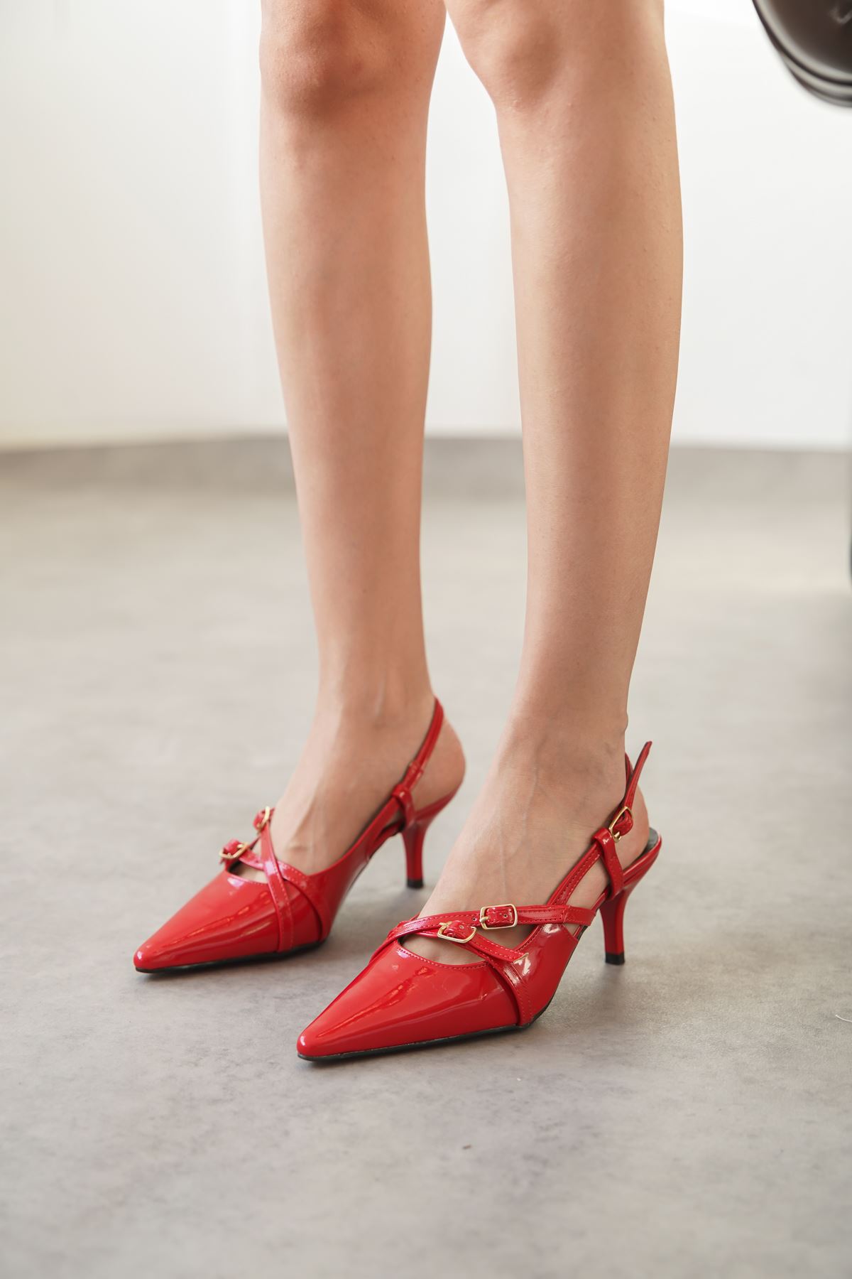 Kadın Postina Tokalı Kısa Topuklu Ayakkabı - Kırmızı-Rugan