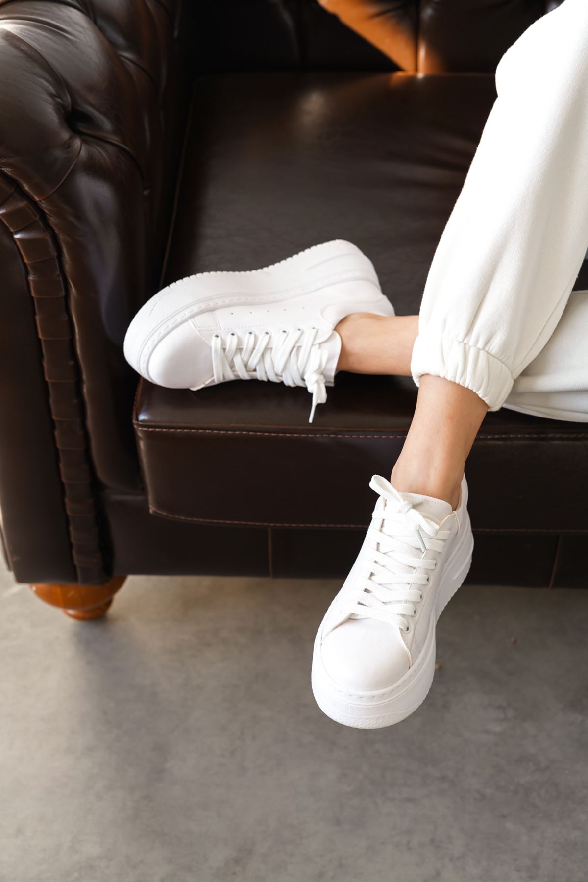 Kadın Lenosa Kalın Taban Spor Ayakkabı - Beyaz