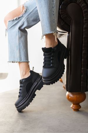 Kadın Lecce Kalın Tabanlı Spor Ayakkabı - Mat-Siyah