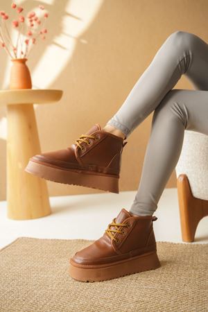 Kadın Pastor Kürklü Kısa Bot - Taba-Deri