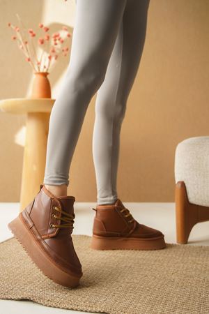 Kadın Pastor Kürklü Kısa Bot - Taba-Deri