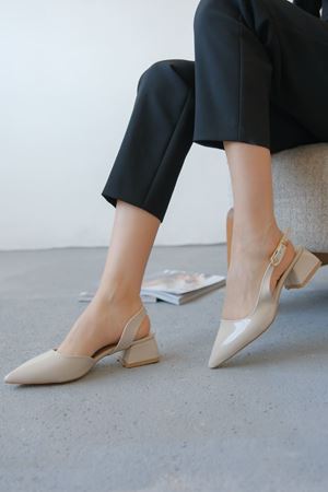 Kadın Efect Tokalı Kısa Topuklu Ayakkabı - Ten-Rugan