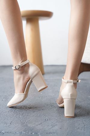 Kadın Celar Mat Deri Ten Topuklu Ayakkabı - Ten