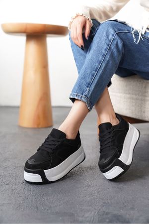 Kadın Gustov Kalın Tabanlı Spor Ayakkabı - Siyah Beyaz