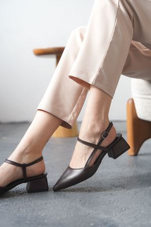 Kadın Franco Kısa Topuklu Ayakkabı - Kahve