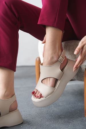 Kadın Sagata Kalın Tabanlı Sandalet - Ten Deri