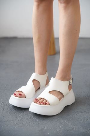 Kadın Sagata Kalın Tabanlı Sandalet - Beyaz