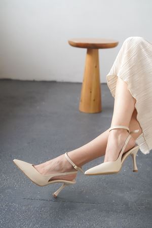 Kadın Montana İnce Topuklu Ayakkabı - Ten Deri