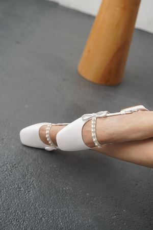 Kadın Maste İncili Kısa Topuklu Ayakkabı - Beyaz-Deri