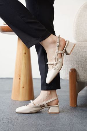 Kadın Maste İncili Kısa Topuklu Ayakkabı - Ten Deri