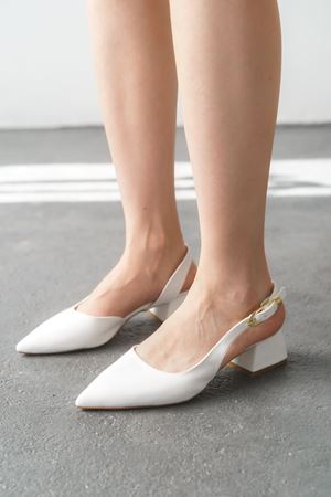 Kadın Efect Tokalı Kısa Topuklu Ayakkabı - Beyaz