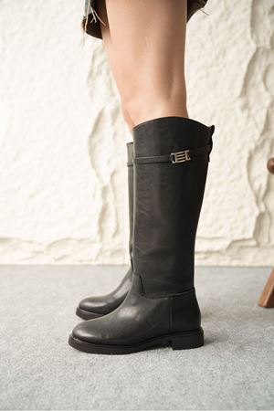 Kadın Nantes Düz Tabanlı Tokalı Çizme - siyah-deri