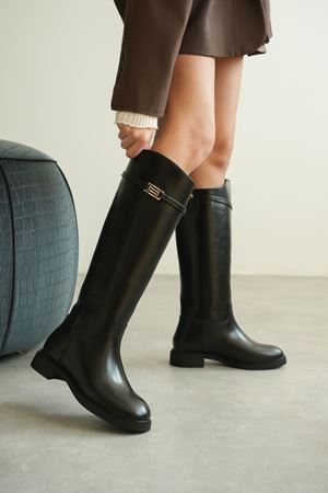 Kadın Nantes Düz Tabanlı Tokalı Çizme - siyah-rugan