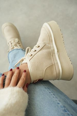 Kadın Pastor Kürklü Kısa Bot - Ten Süet