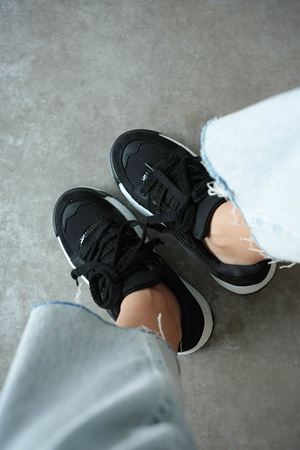 Kadın Yonna Kalın Tabanlı Spor Ayakkabı - Siyah Beyaz