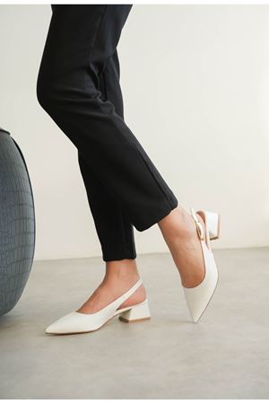 Kadın Mely Tokalı Kısa Topuklu Ayakkabı - Beyaz-Rugan