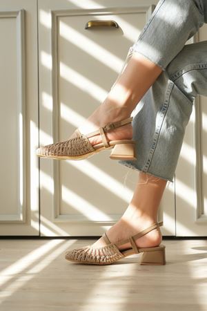 Kadın Cerny Kısa Topuklu Örgülü Ayakkabı - Vizon